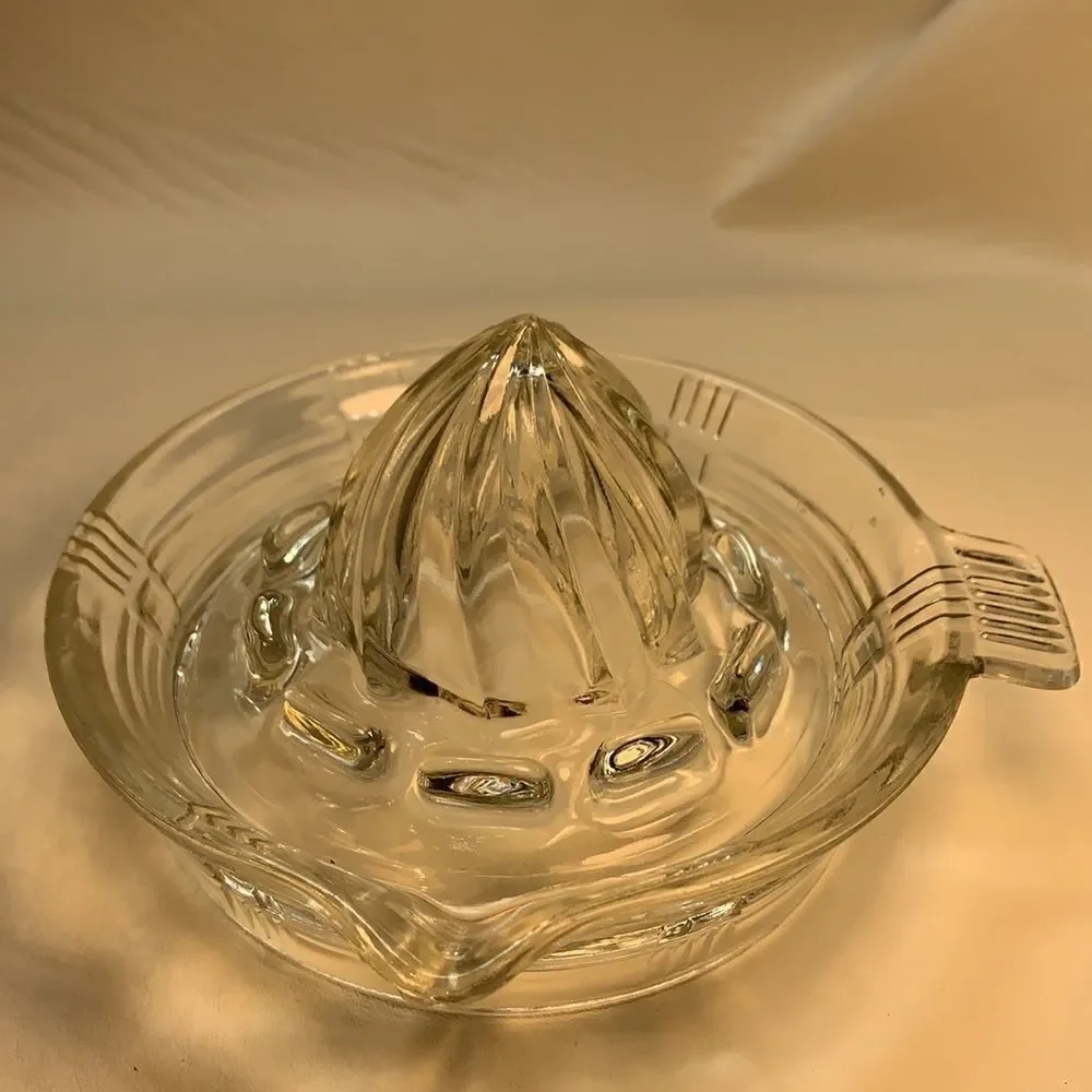 Vintage Depression Glass Citrus Juicer Reamer